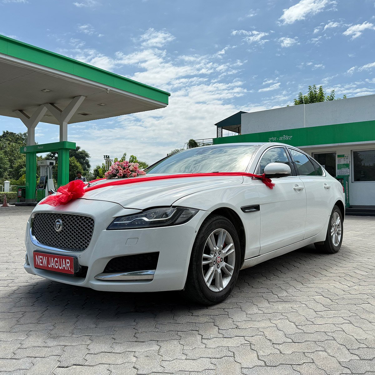 Jaguar XF